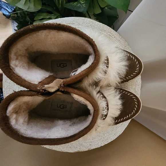 UGG Australia Womens FLUFF PUNK Shearling BOOT in Chestnut Brown size 7.Like New - Picture 7 of 9